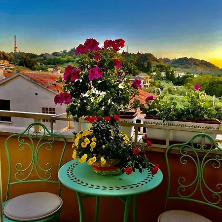 Le Sirenette Luxury Rooms *