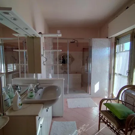 Le Sirenette Luxury Rooms 아파트 *